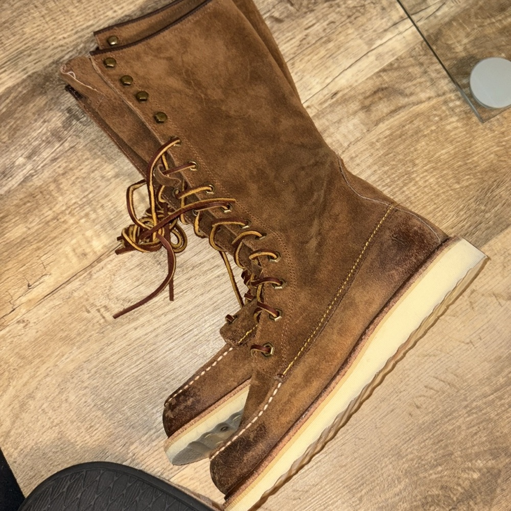 FRYE DAKOTA WEDGE Brown Lace-Up Leather Boots